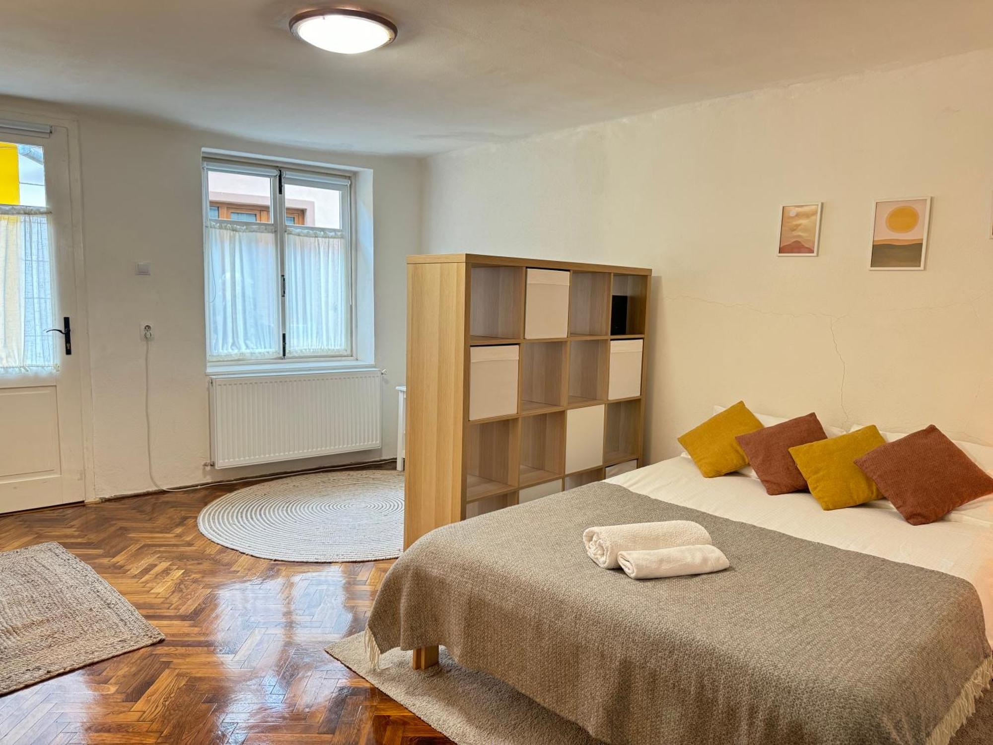 Charming Studio Ideal For Getaways Or Workations In Sibiu'S Medieval City Center Ngoại thất bức ảnh