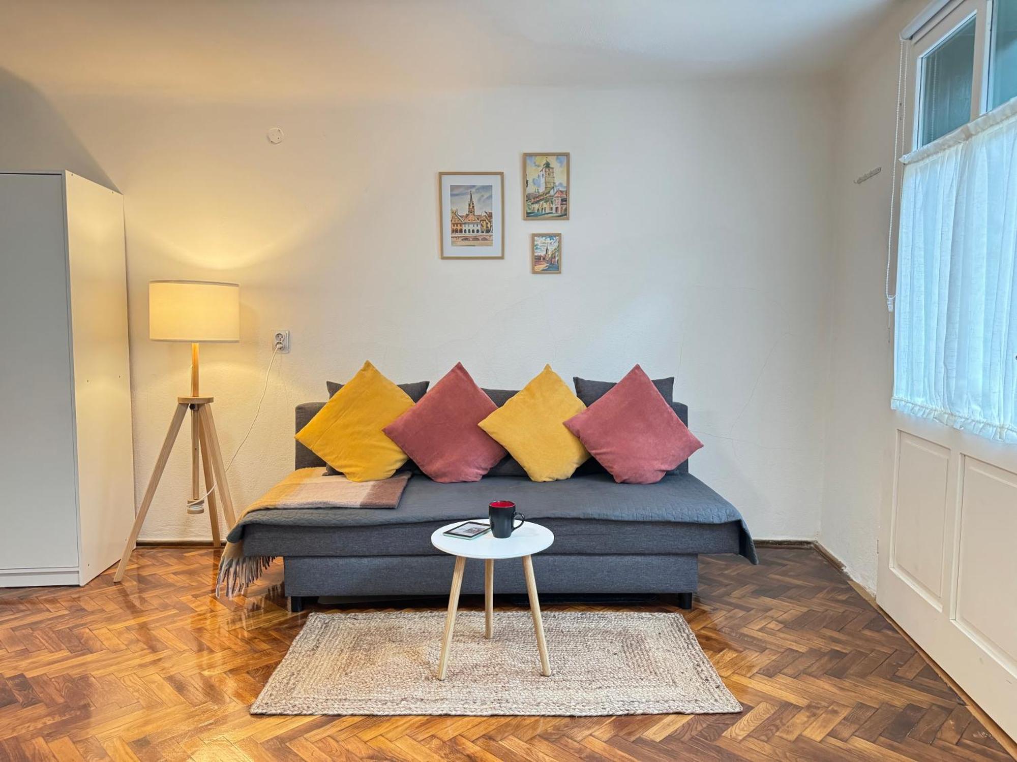 Charming Studio Ideal For Getaways Or Workations In Sibiu'S Medieval City Center Ngoại thất bức ảnh